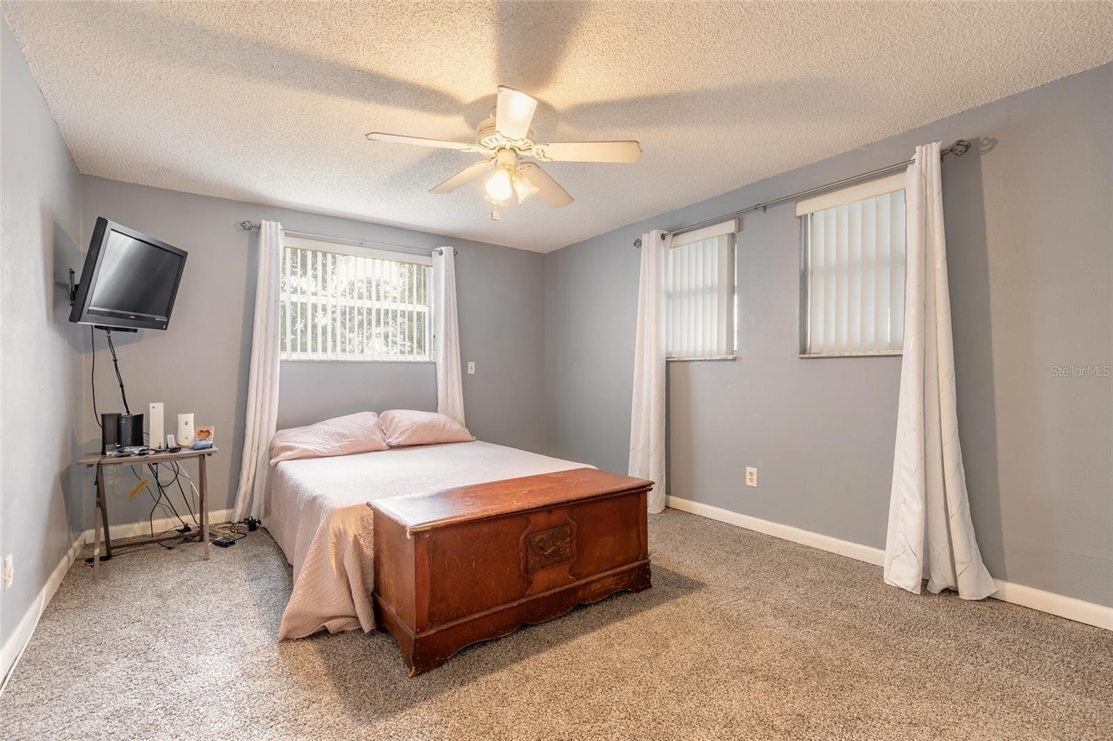 1941 FOREST AVENUE, Daytona Beach, FL 32119