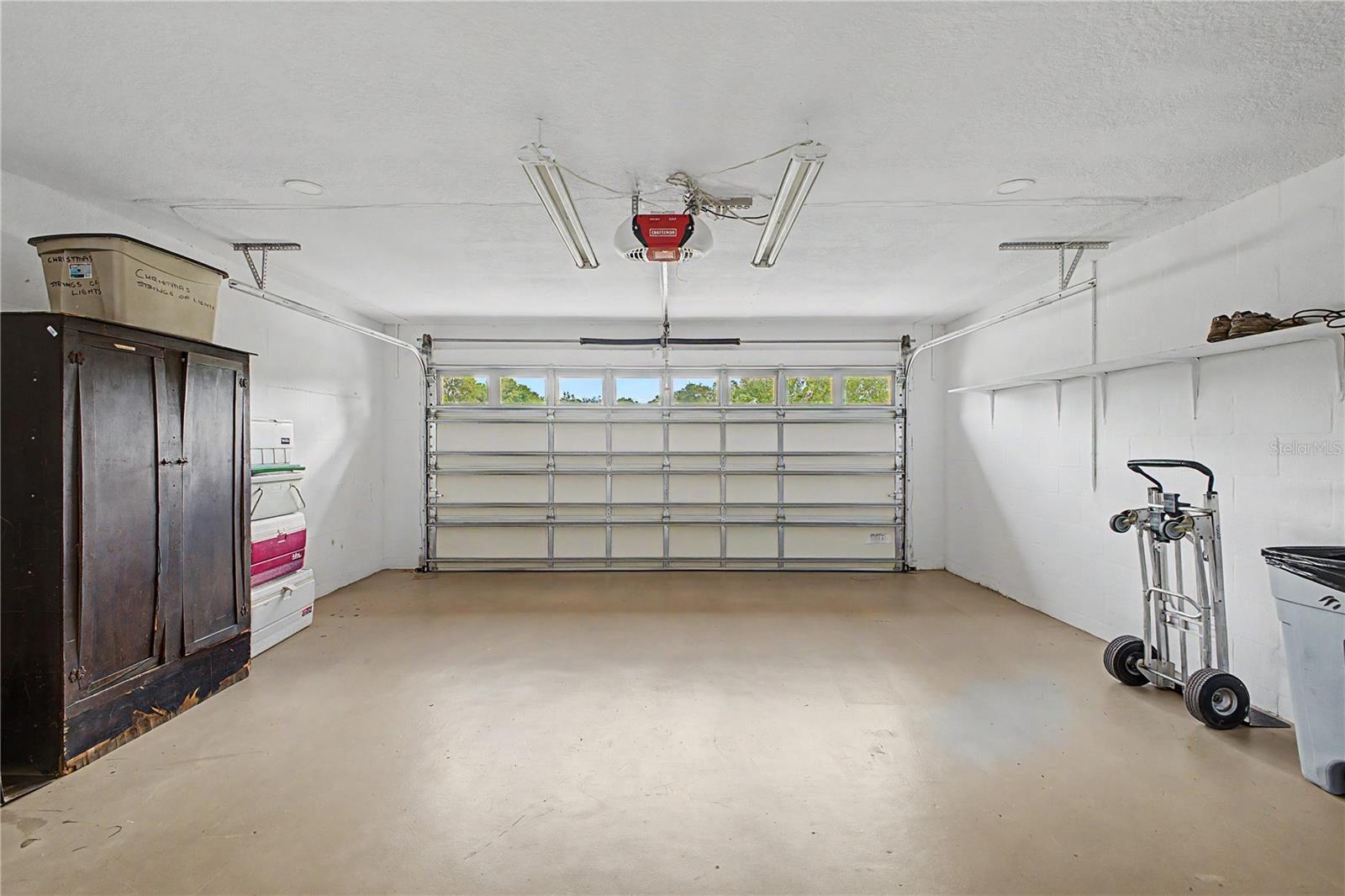 8270 SYCAMORE DRIVE, New Port Richey, FL 34654
