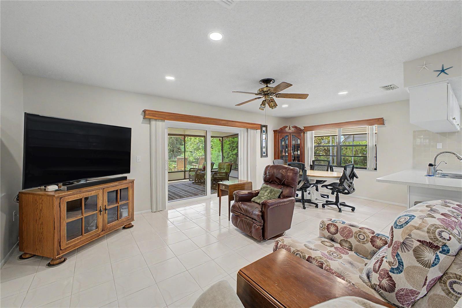 8270 SYCAMORE DRIVE, New Port Richey, FL 34654