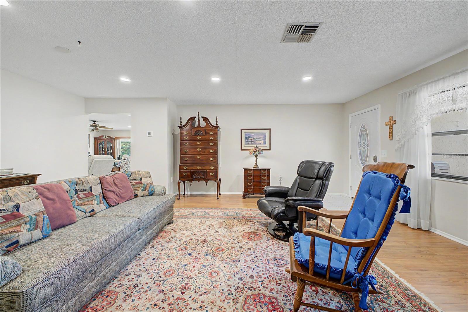 8270 SYCAMORE DRIVE, New Port Richey, FL 34654
