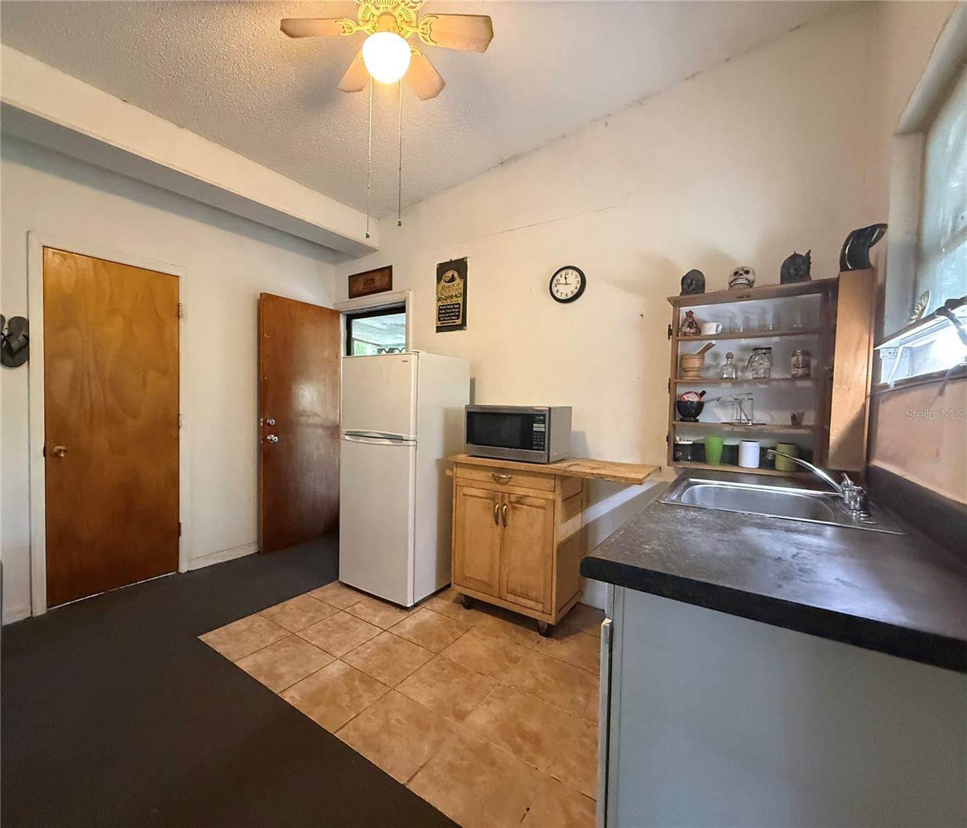 23946 INDIGO ROAD, Astor, FL 32102 23946 INDIGO ROAD, Astor, FL 32102
