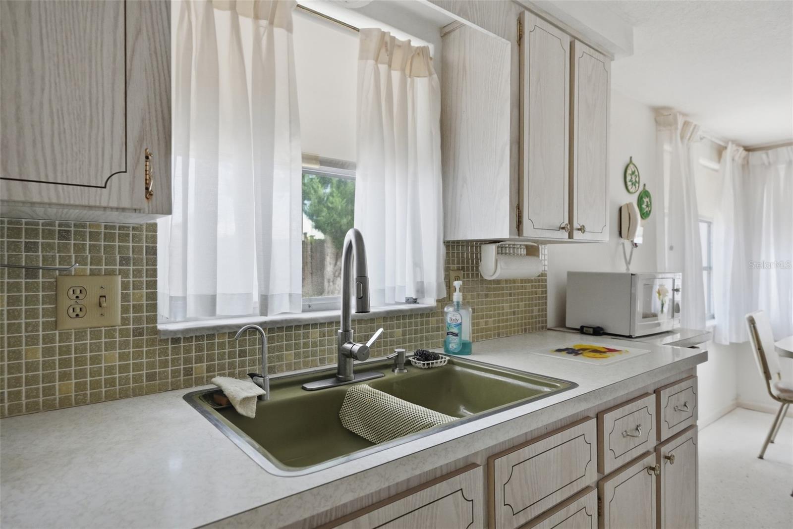 1207 LODESTAR DRIVE, Holiday, FL 34690 1207 LODESTAR DRIVE, Holiday, FL 34690