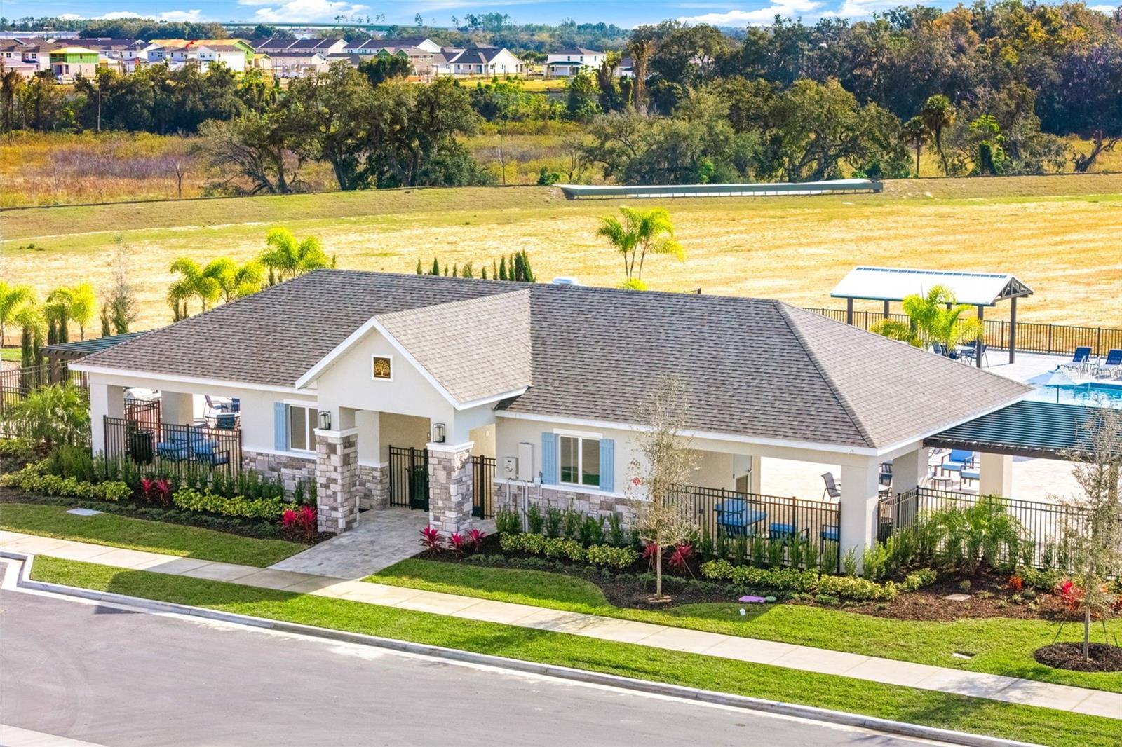 714 EMERALD GROVE DRIVE, Apopka, FL 32703