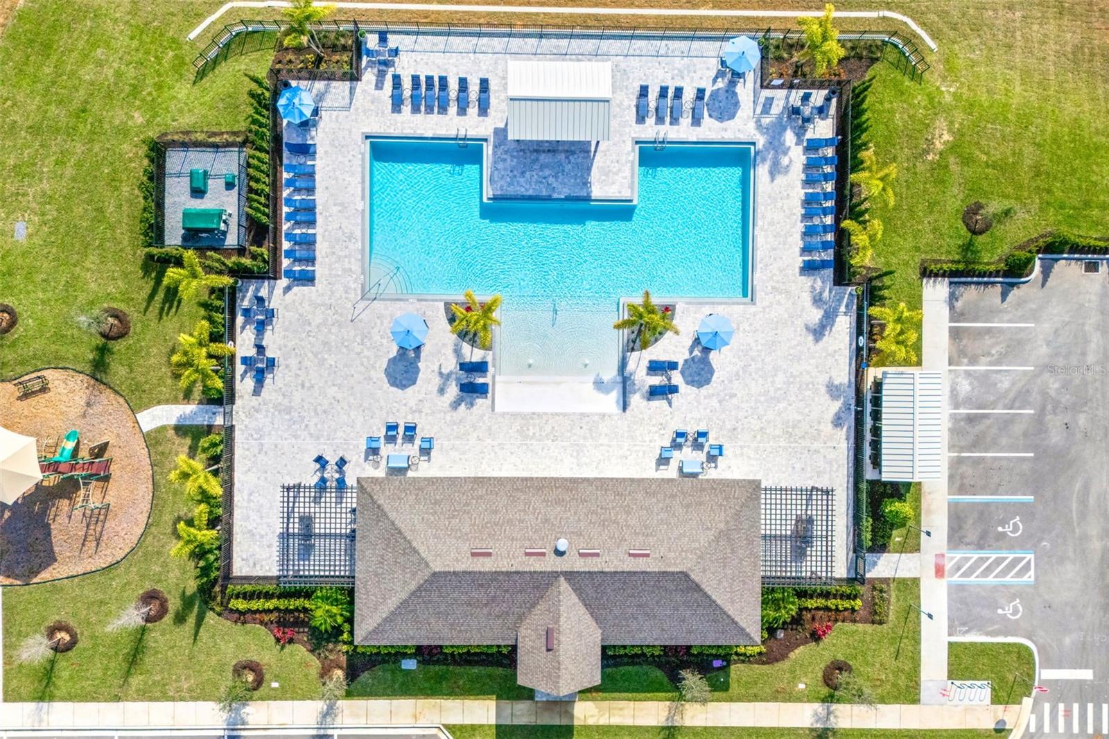 714 EMERALD GROVE DRIVE, Apopka, FL 32703