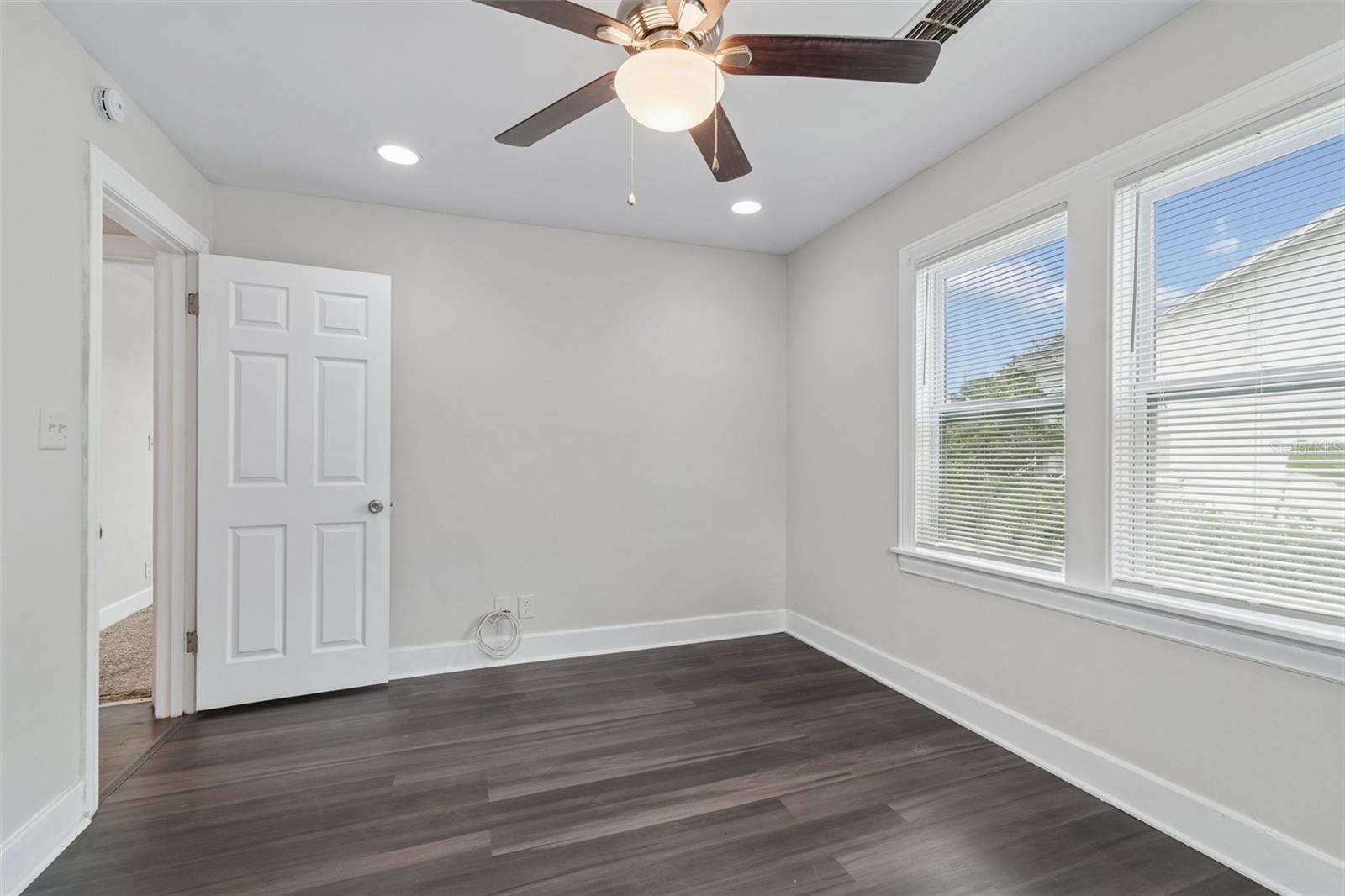 3601 6TH AVENUE N, St Petersburg, FL 33713