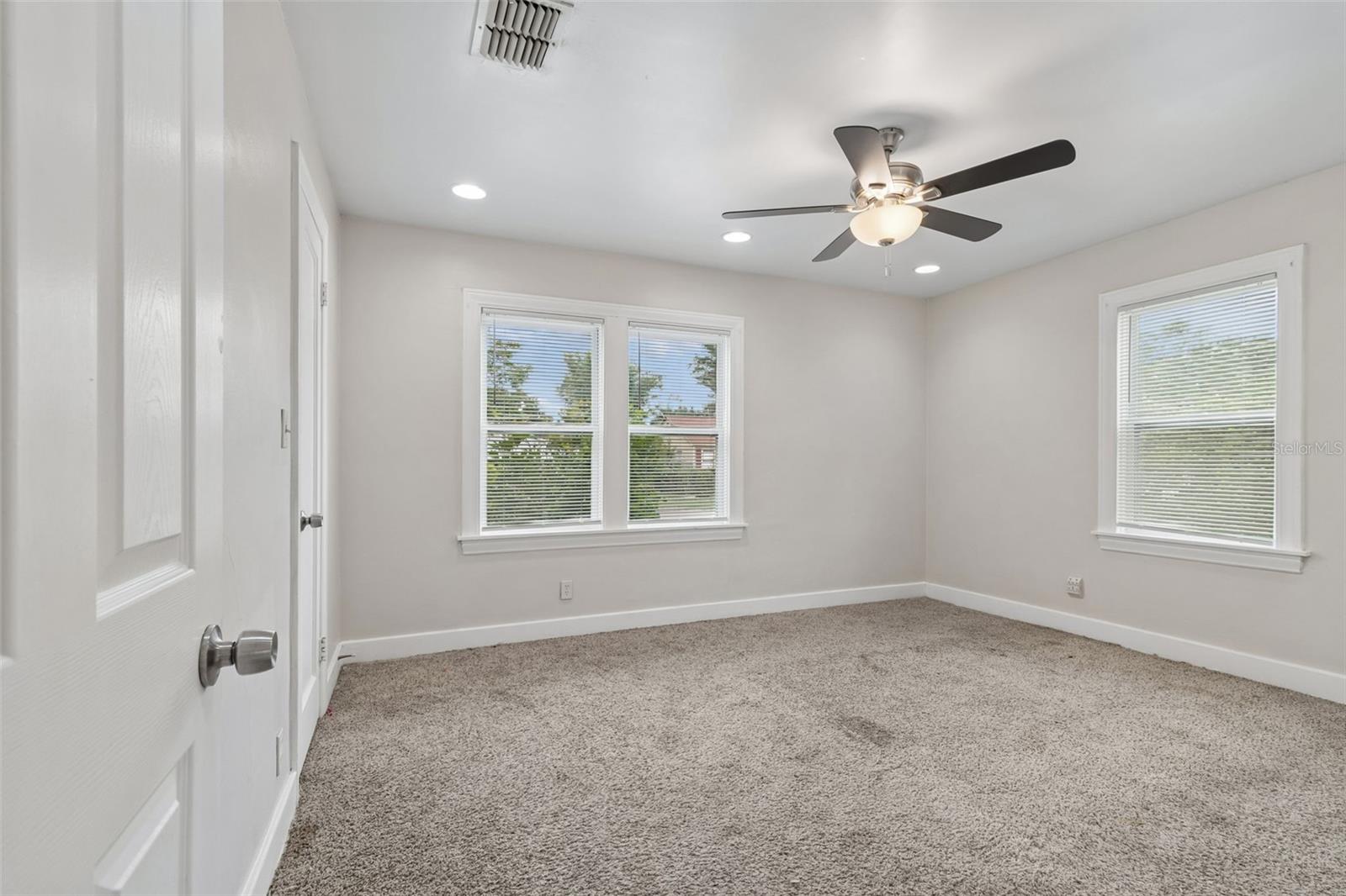 3601 6TH AVENUE N, St Petersburg, FL 33713
