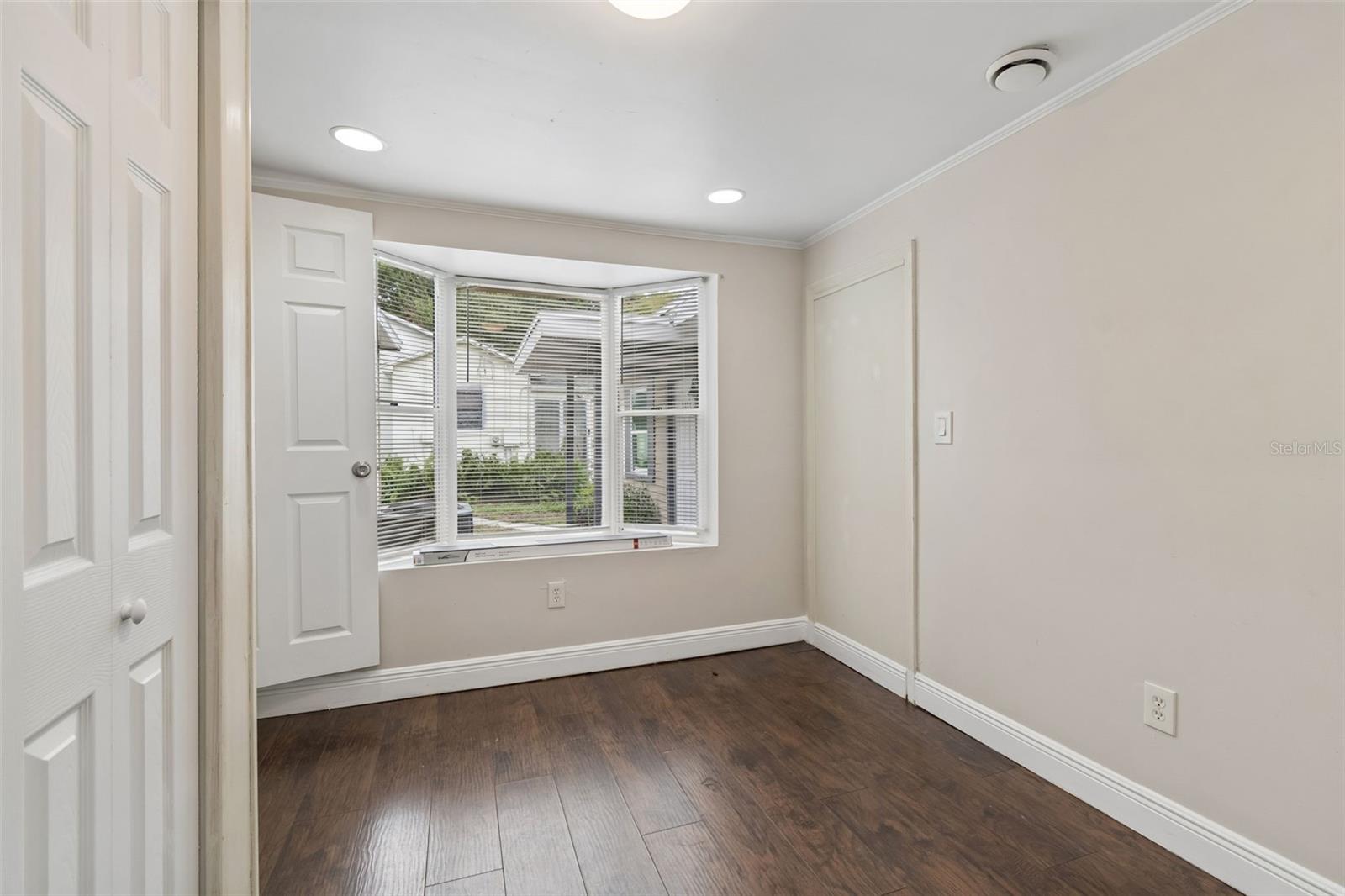 3601 6TH AVENUE N, St Petersburg, FL 33713