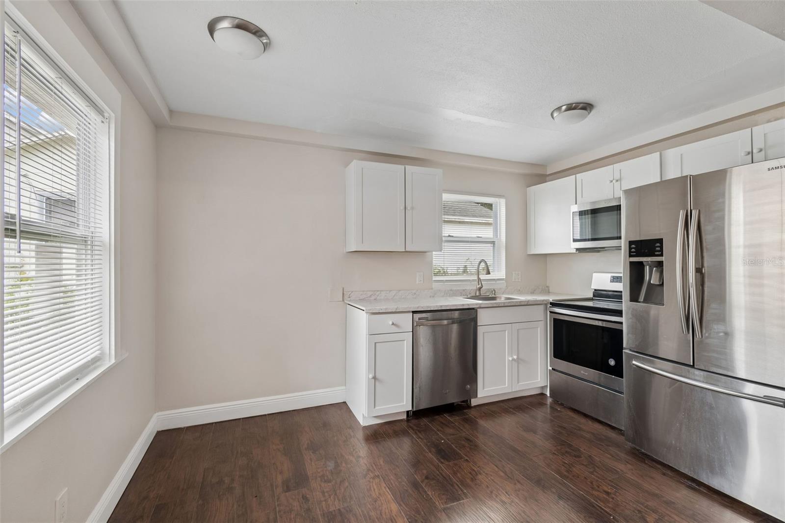 3601 6TH AVENUE N, St Petersburg, FL 33713