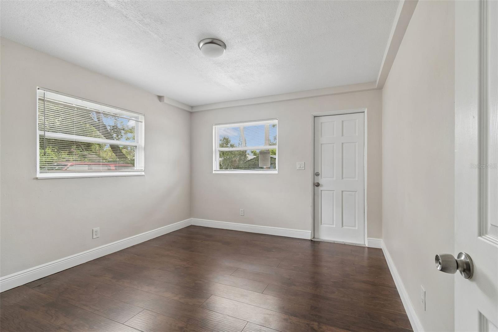 3601 6TH AVENUE N, St Petersburg, FL 33713
