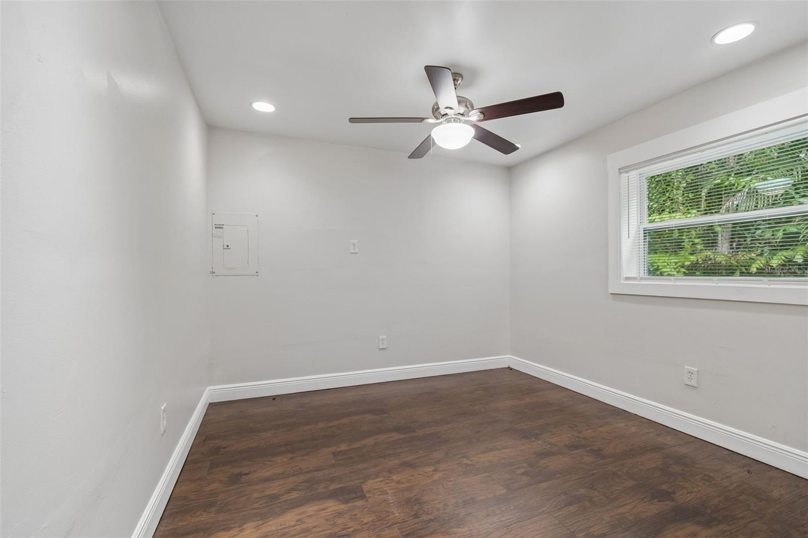 3601 6TH AVENUE N, St Petersburg, FL 33713