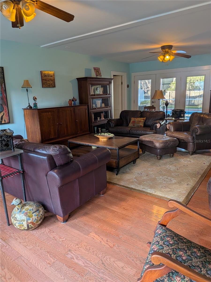 410 E PARK STREET, Lakeland, FL 33803
