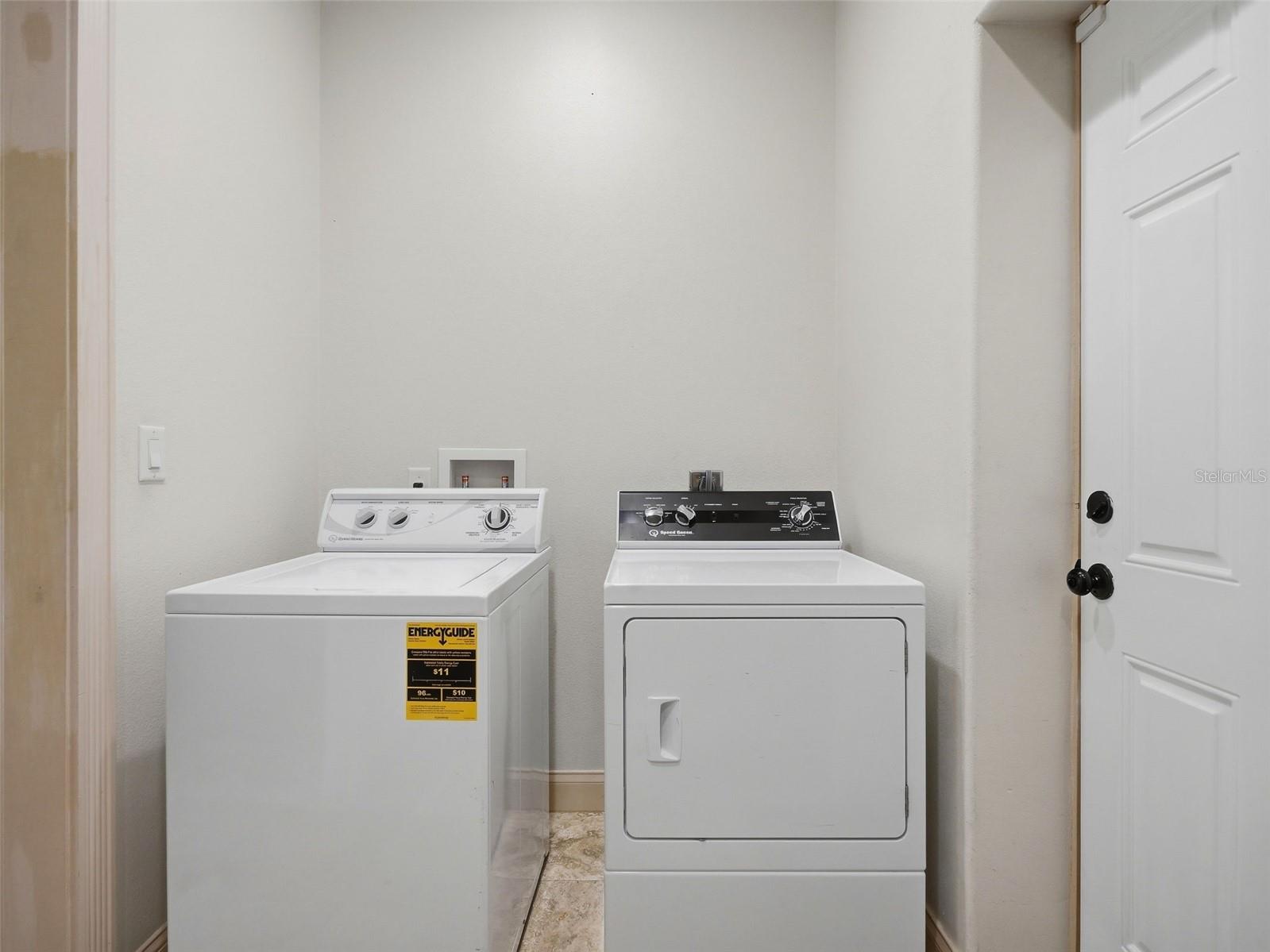 7258 LOBLOLLY COURT, Weeki Wachee, FL 34607