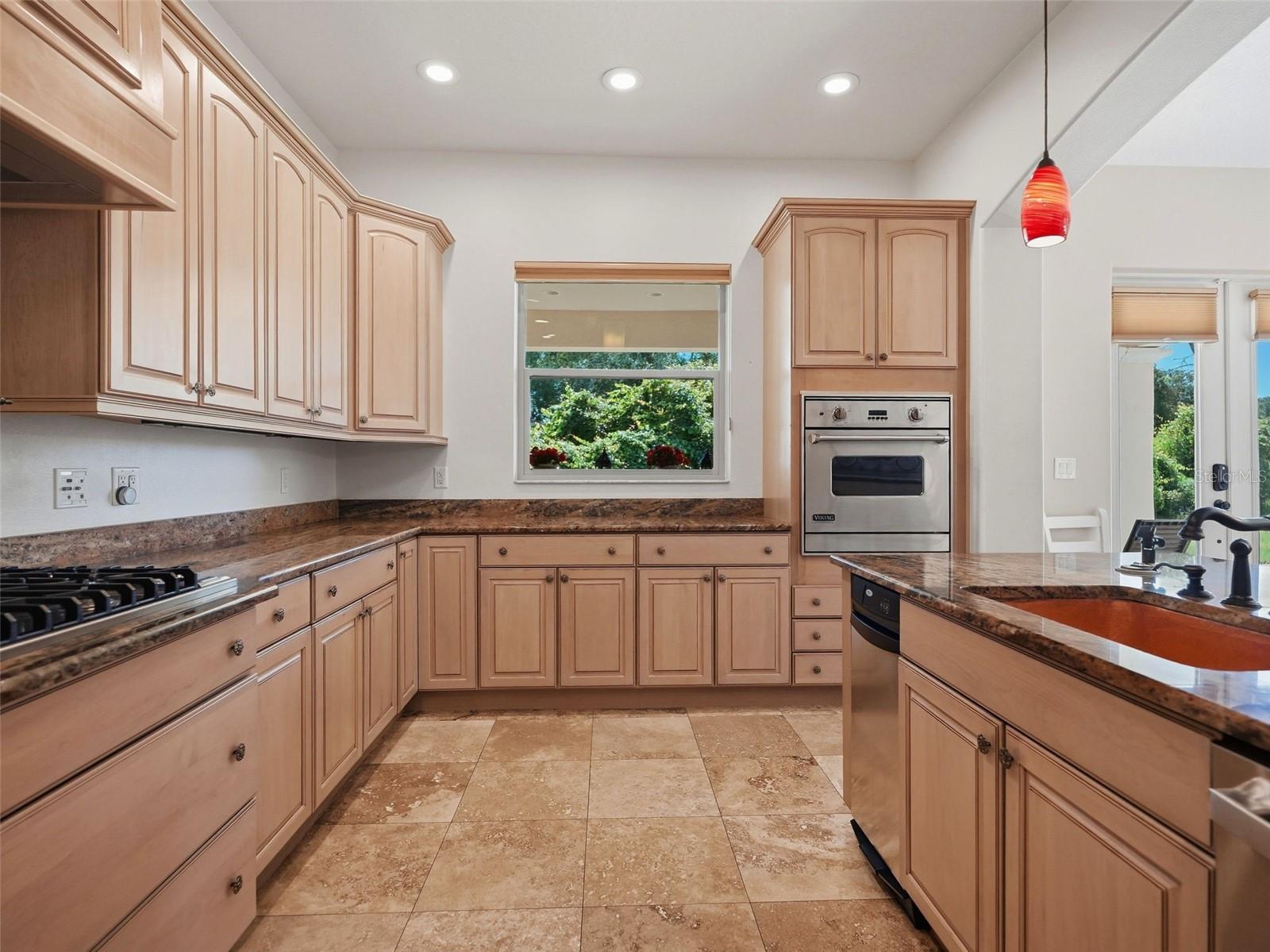 7258 LOBLOLLY COURT, Weeki Wachee, FL 34607