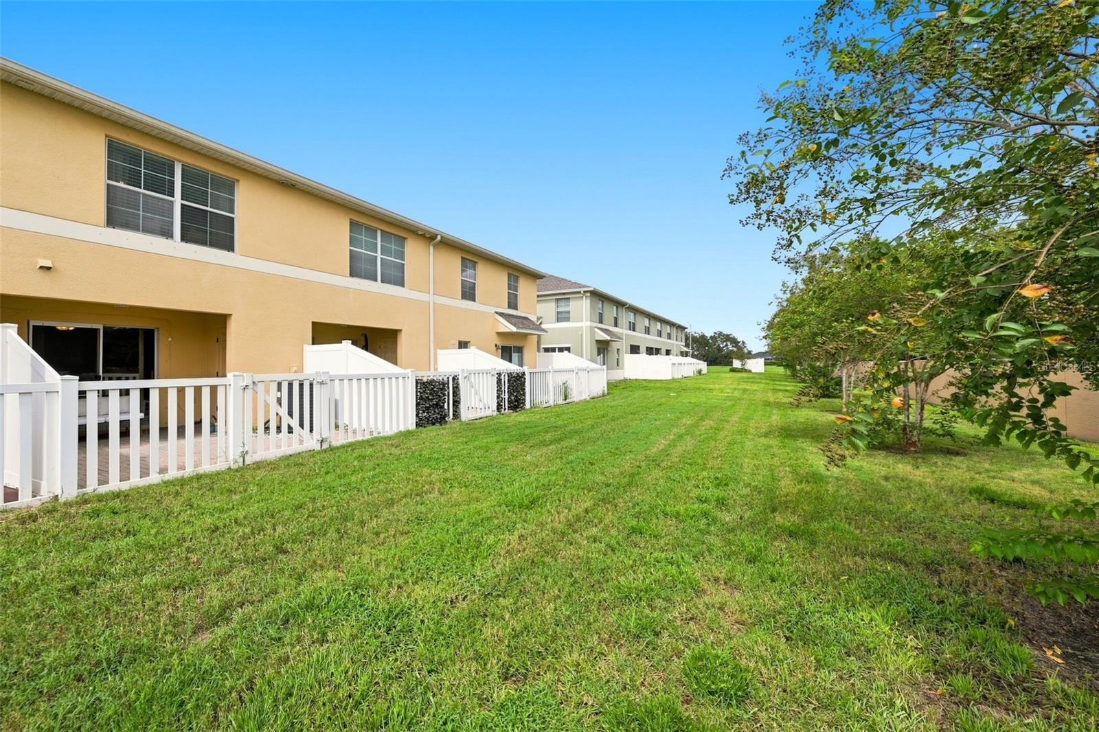 9755 TRUMPET VINE LOOP, New Port Richey, FL 34655