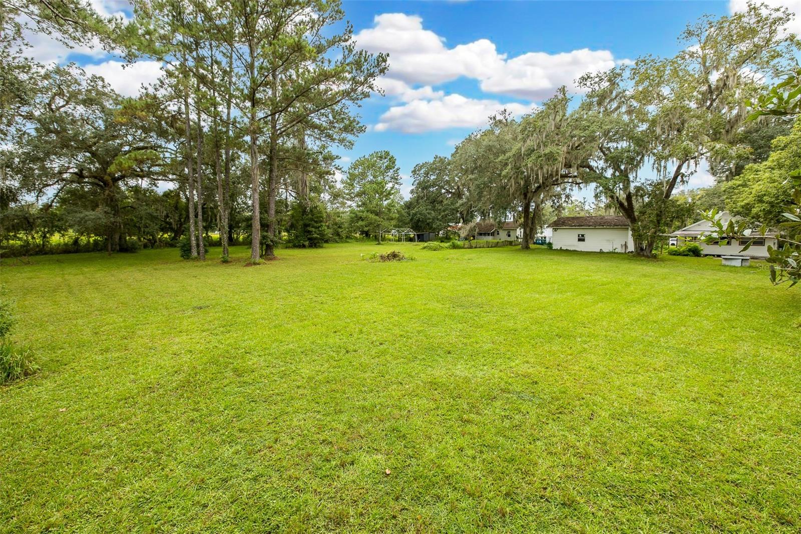 1205 S MAIN STREET, Brooksville, FL 34601