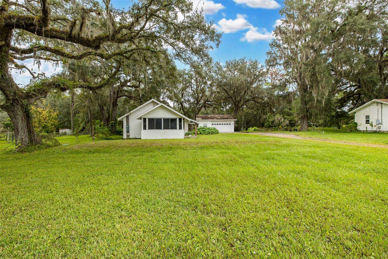 1205 S MAIN STREET, Brooksville, FL 34601