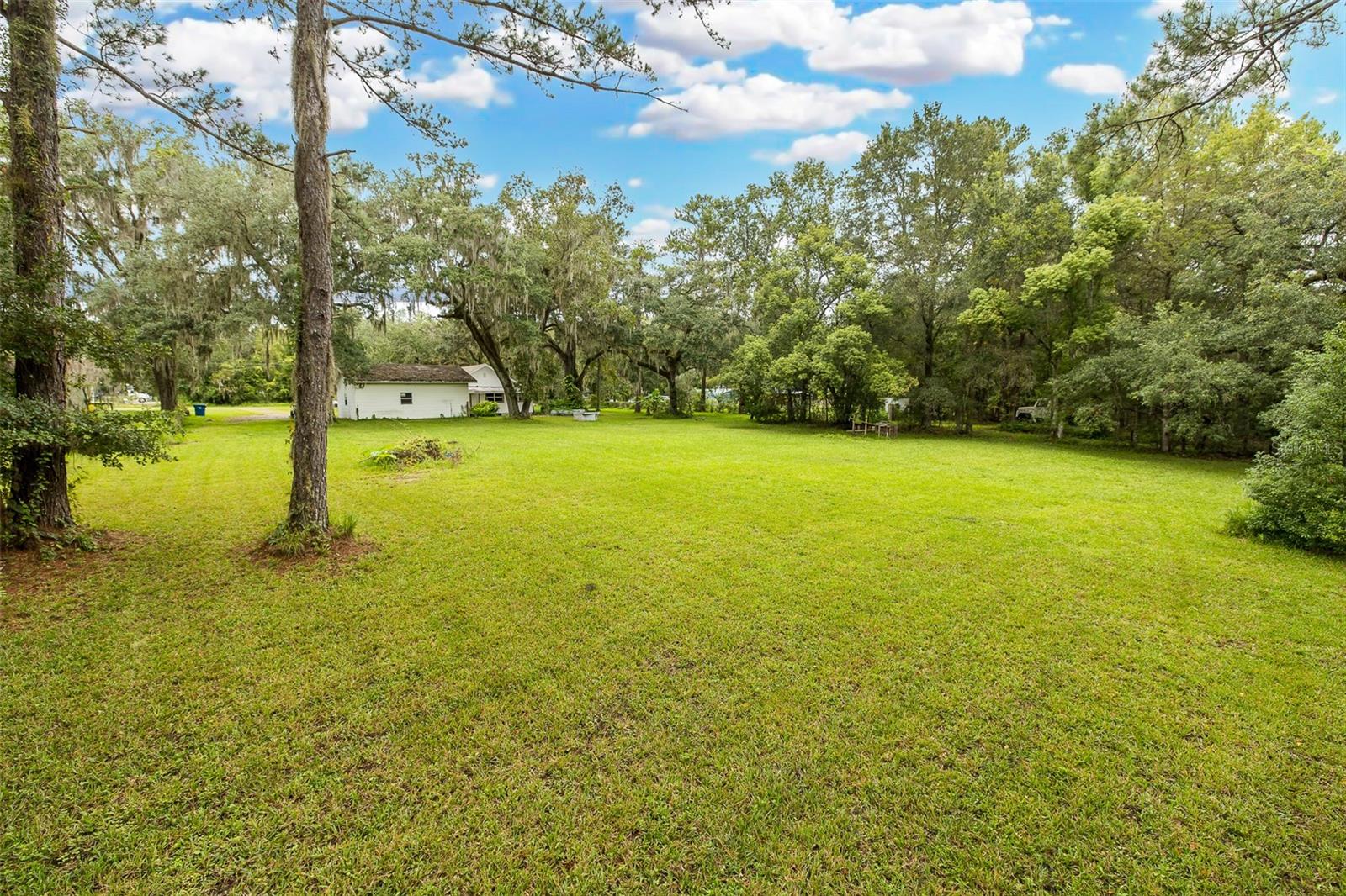 1205 S MAIN STREET, Brooksville, FL 34601