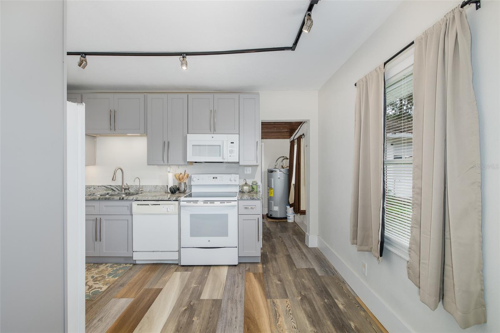 1205 S MAIN STREET, Brooksville, FL 34601