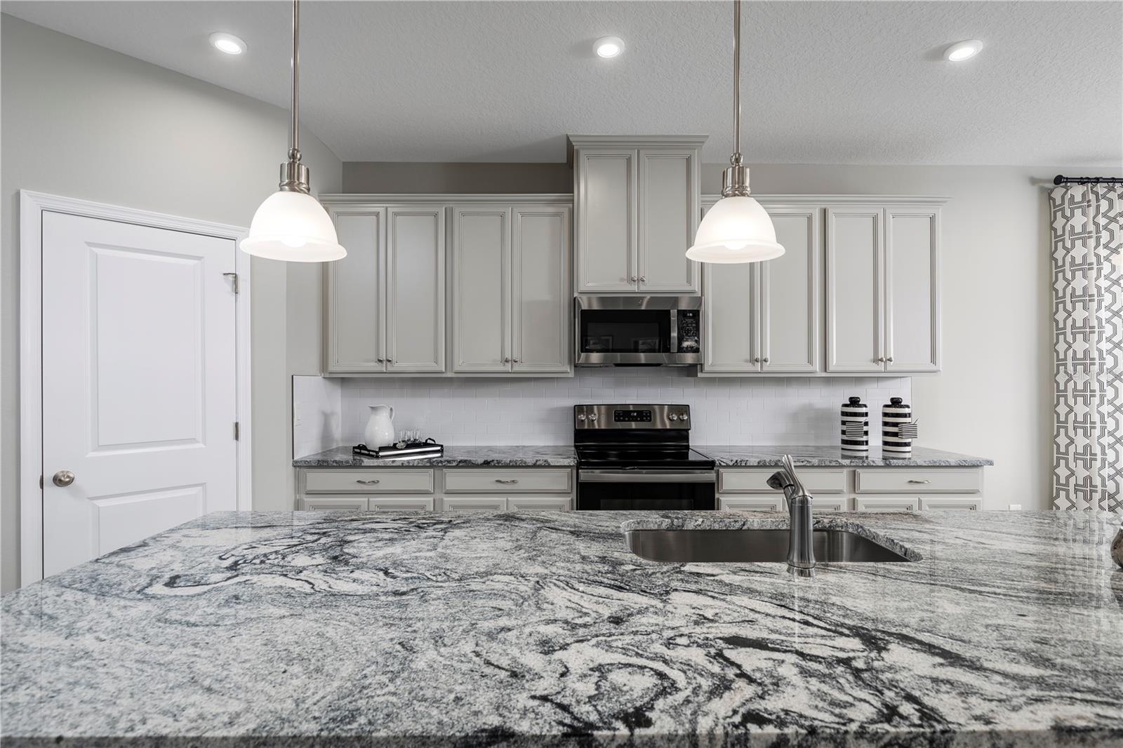 11126 NELLIE CROSSING CIRCLE, Clermont, FL 34711