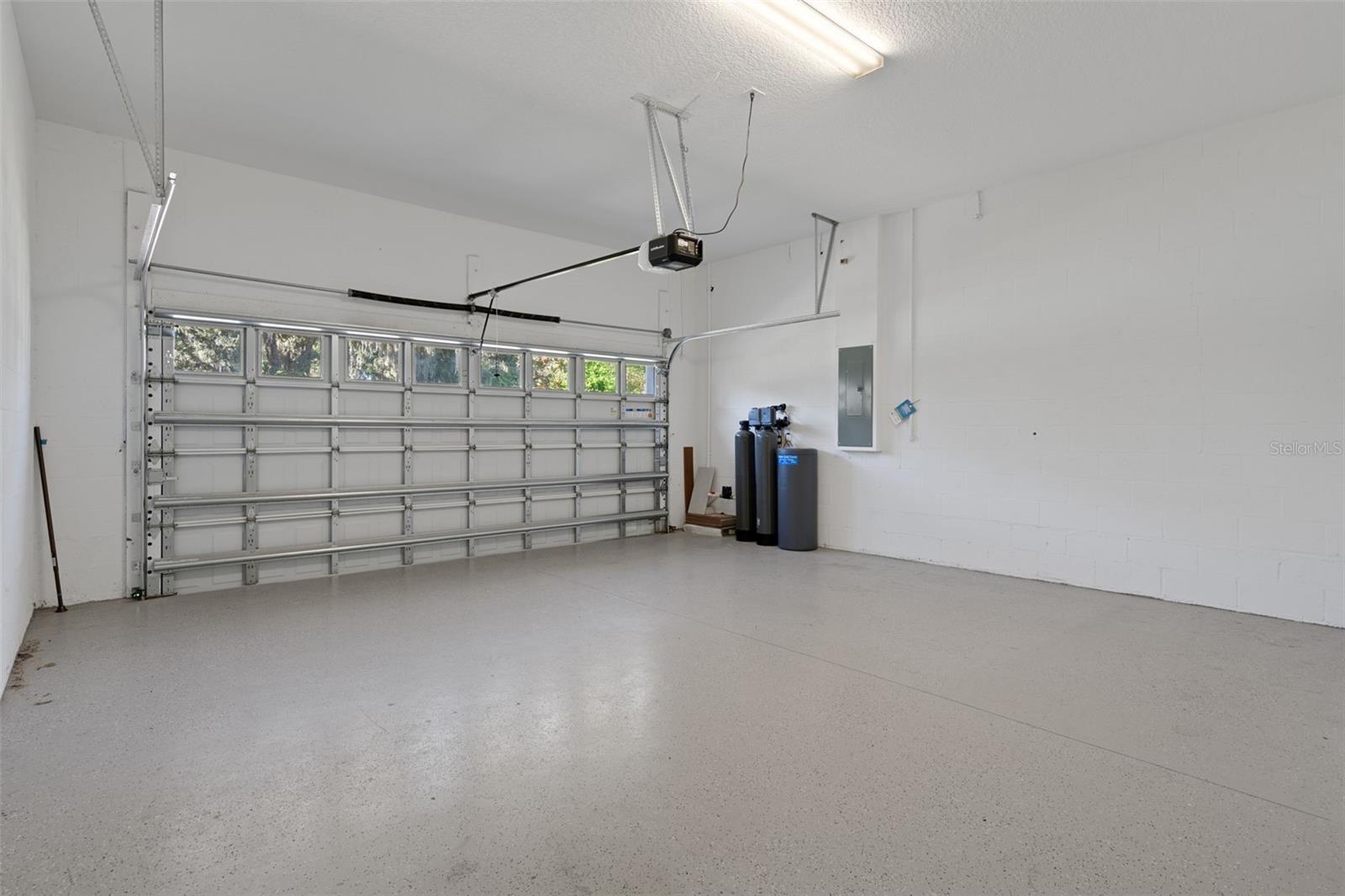 19410 FOREST GARDEN COURT, Brooksville, FL 34601