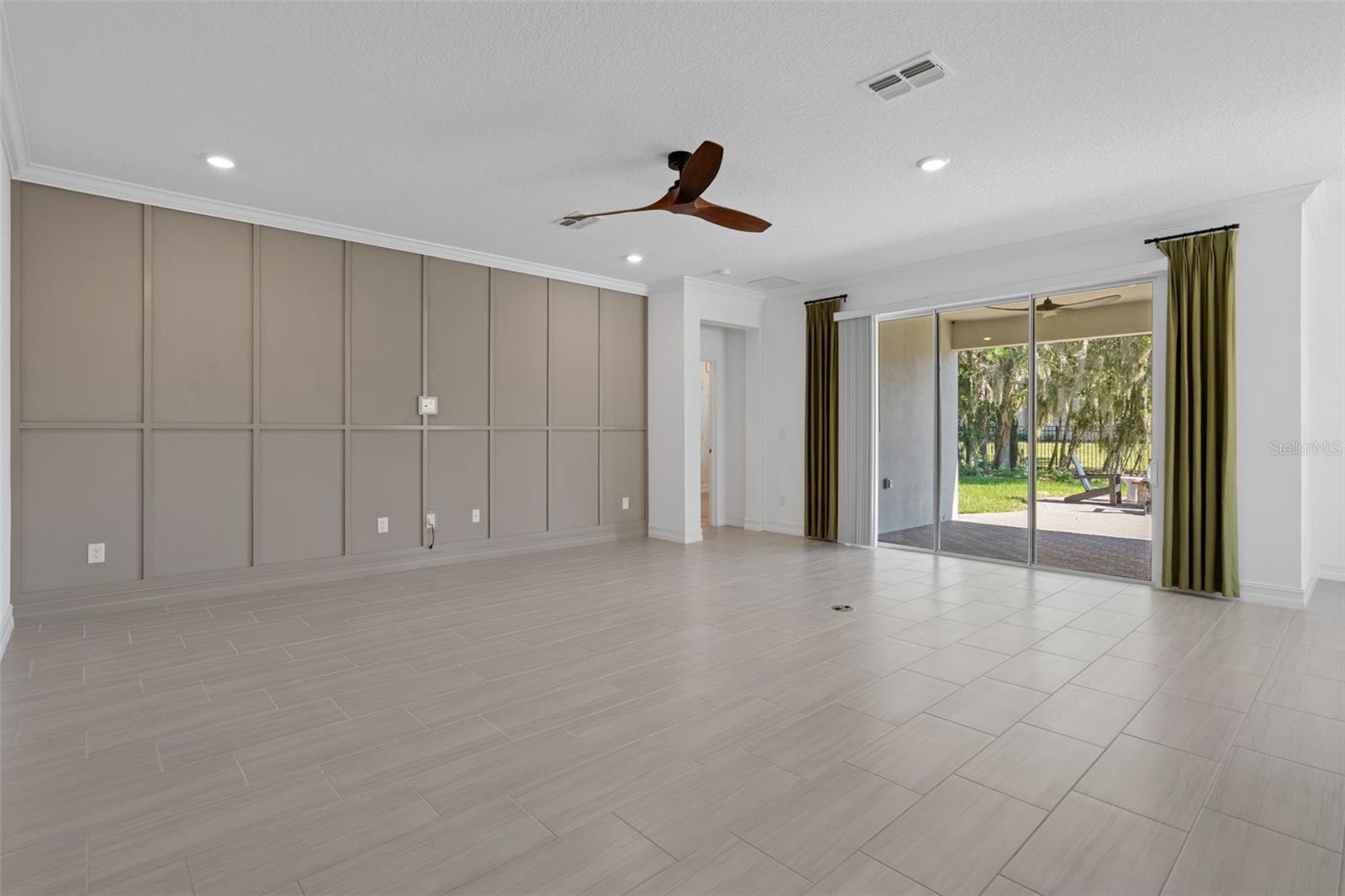19410 FOREST GARDEN COURT, Brooksville, FL 34601