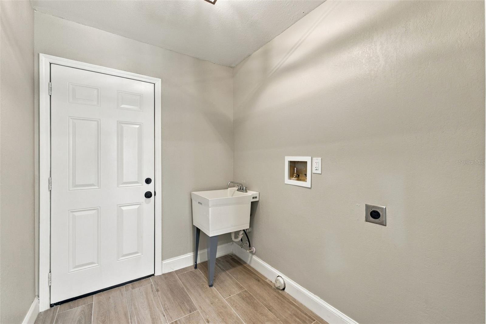 11365 RIDDLE DRIVE, Spring Hill, FL 34609