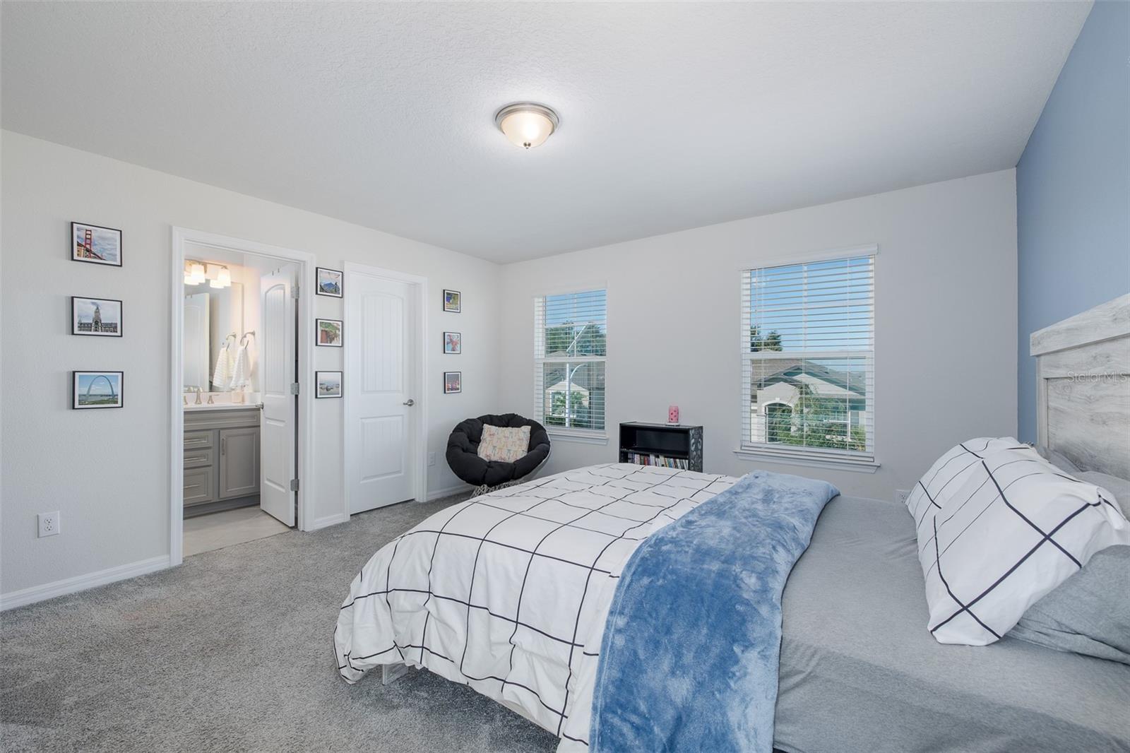 9224 RALLY SPRING LOOP, Wesley Chapel, FL 33545