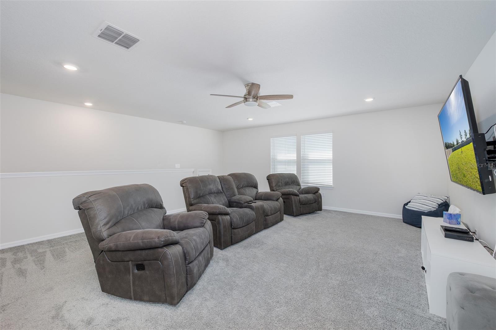 9224 RALLY SPRING LOOP, Wesley Chapel, FL 33545