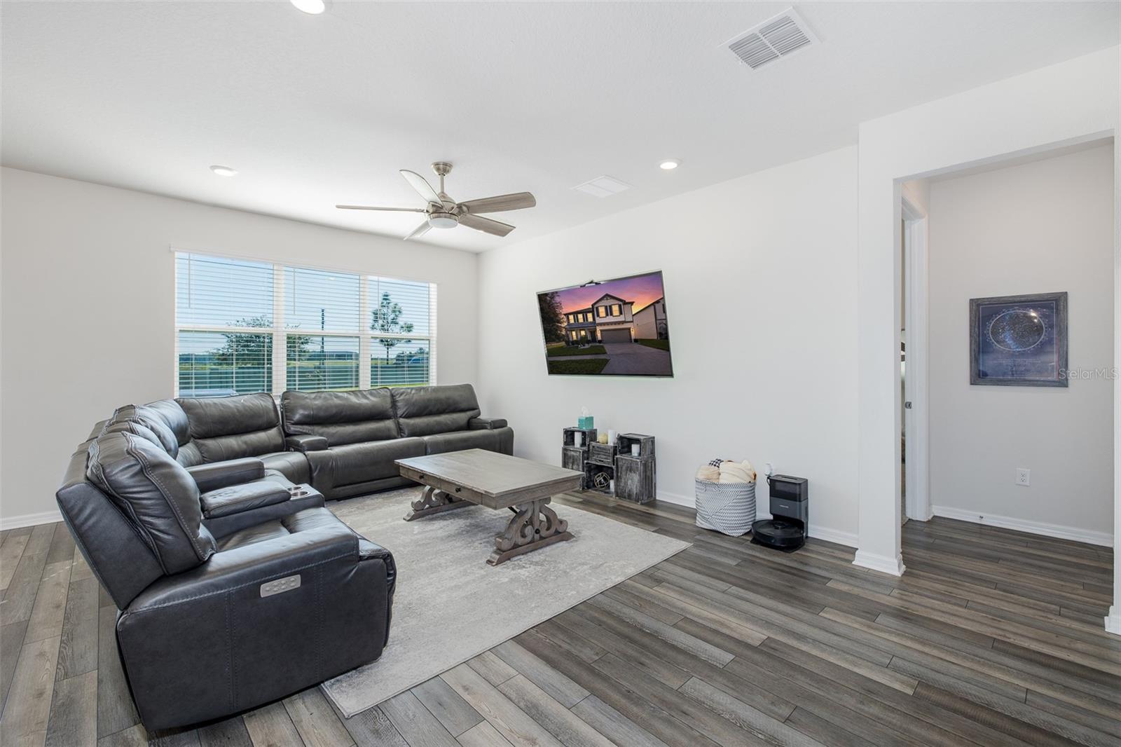 9224 RALLY SPRING LOOP, Wesley Chapel, FL 33545