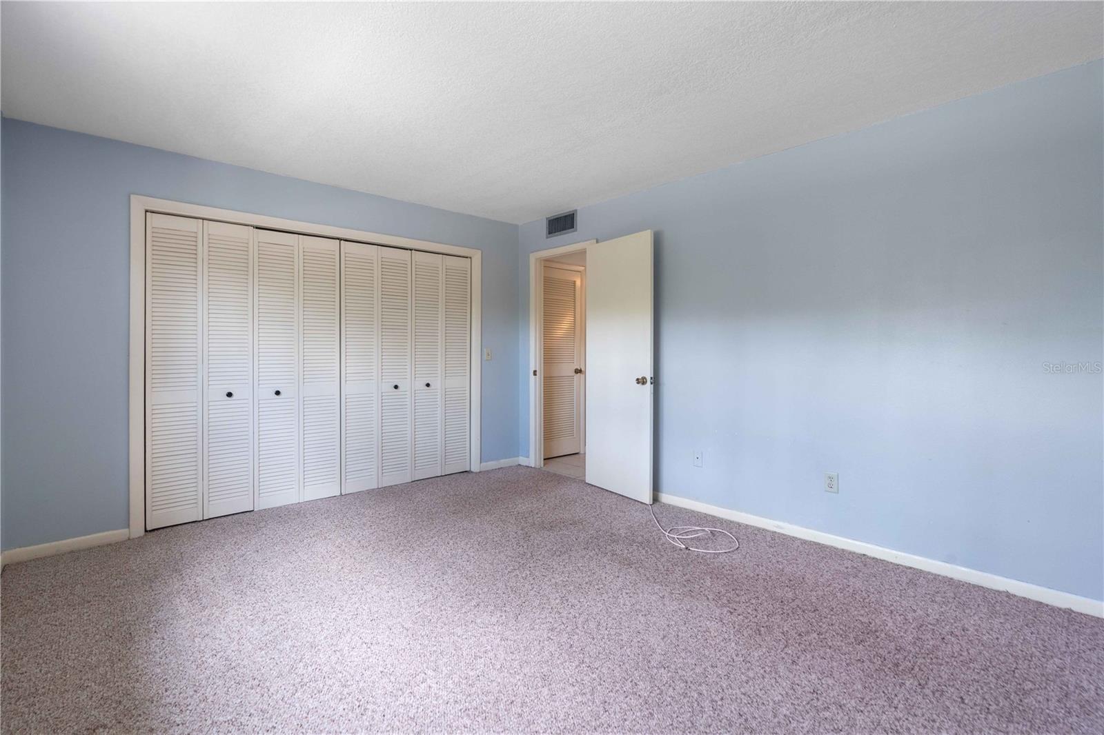 10455 CARROLLBROOK COURT, #114, Tampa, FL 33618