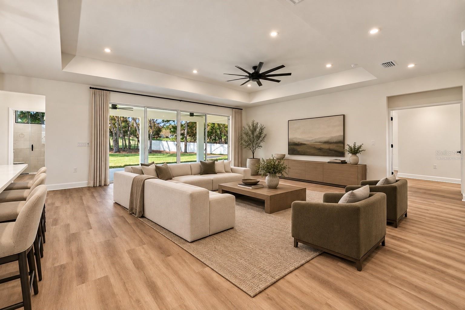 Virtually stagedhuge family room