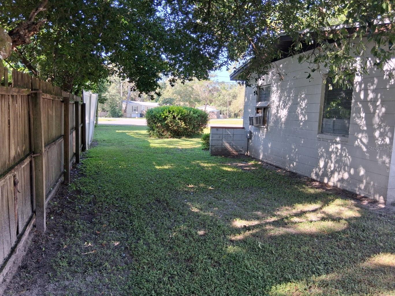 Side yard