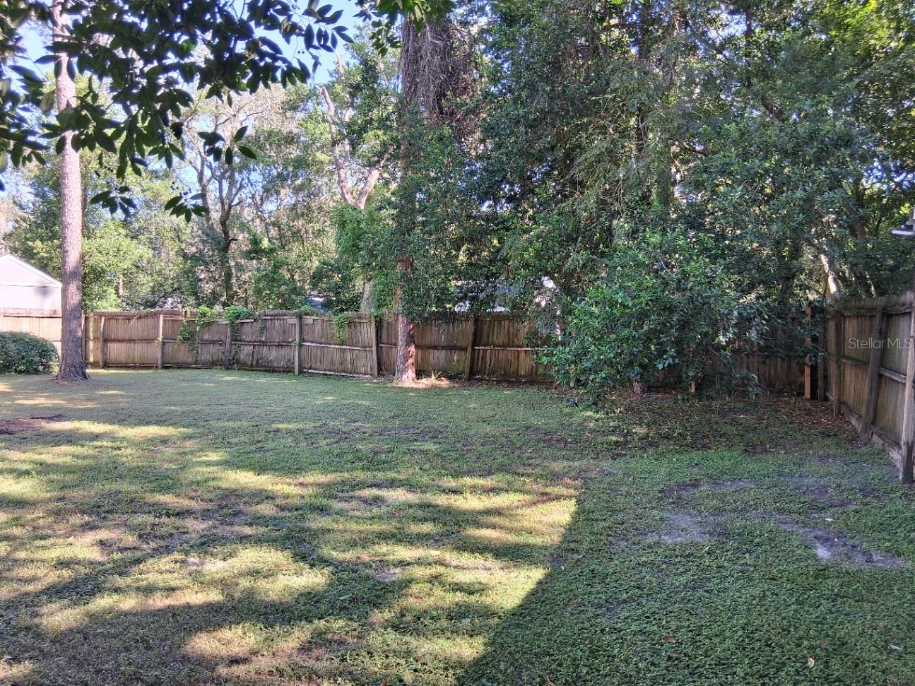 Large rear yard - partially fenced
