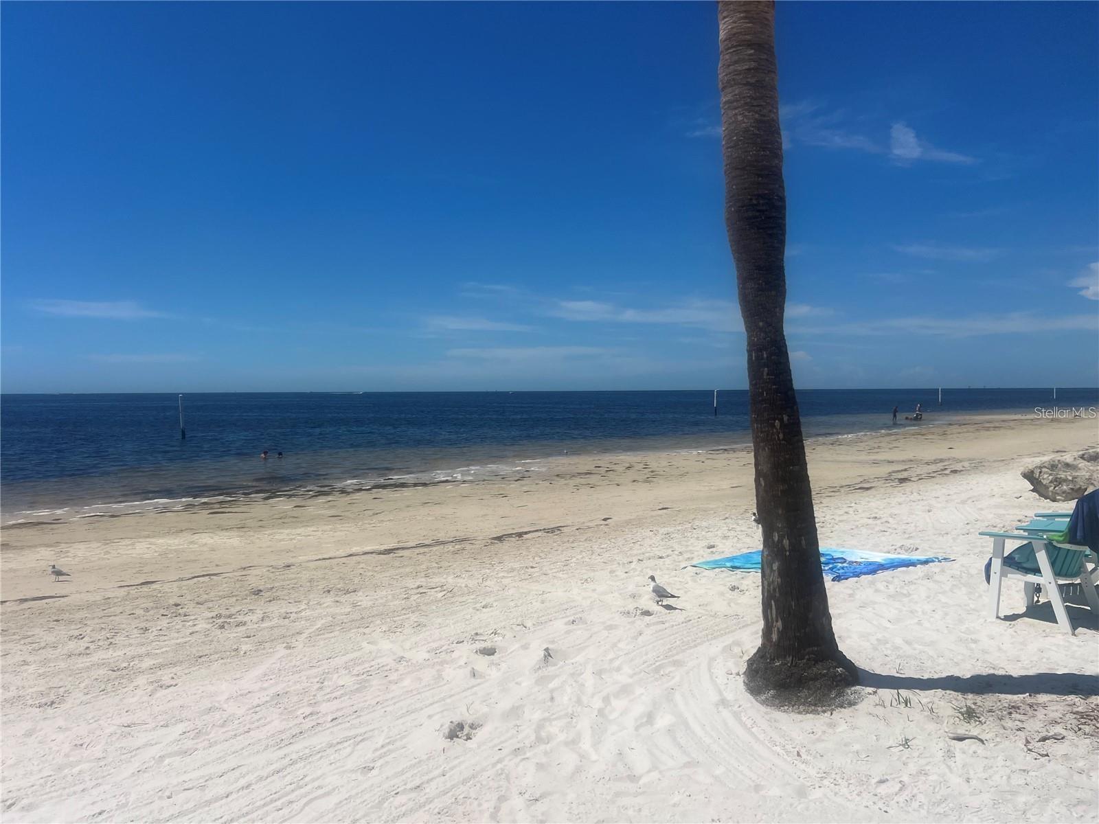 PRIVATE BEACH PRIVATE BEACH