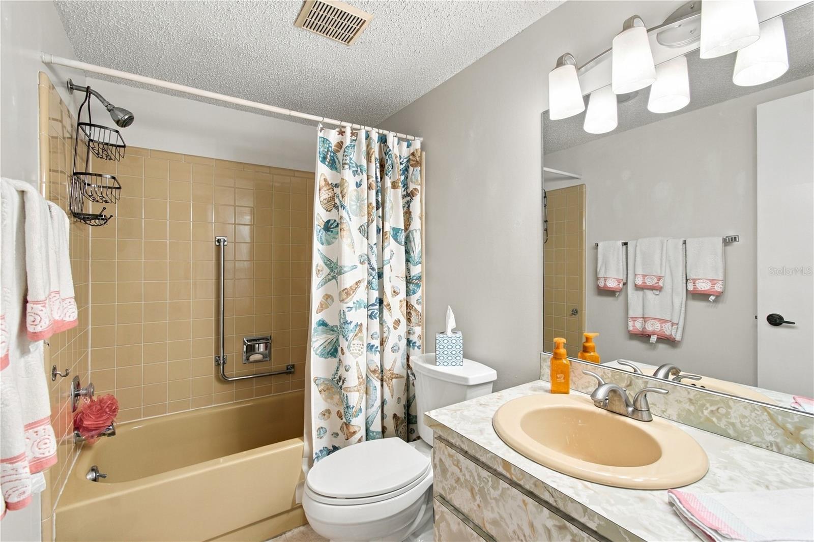 8220 SEVEN OAKS COURT, #5, Port Richey, FL 34668