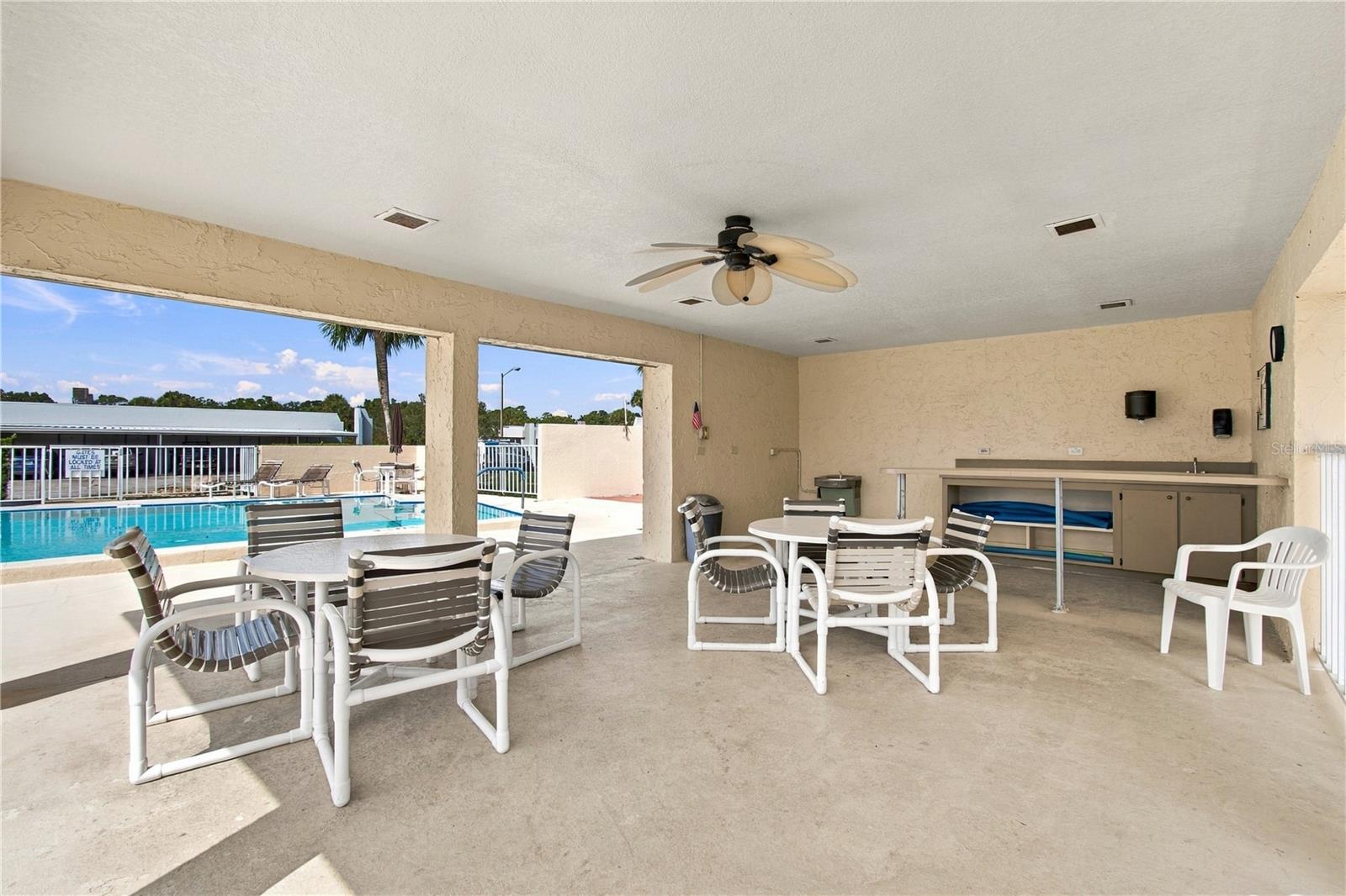 8220 SEVEN OAKS COURT, #5, Port Richey, FL 34668