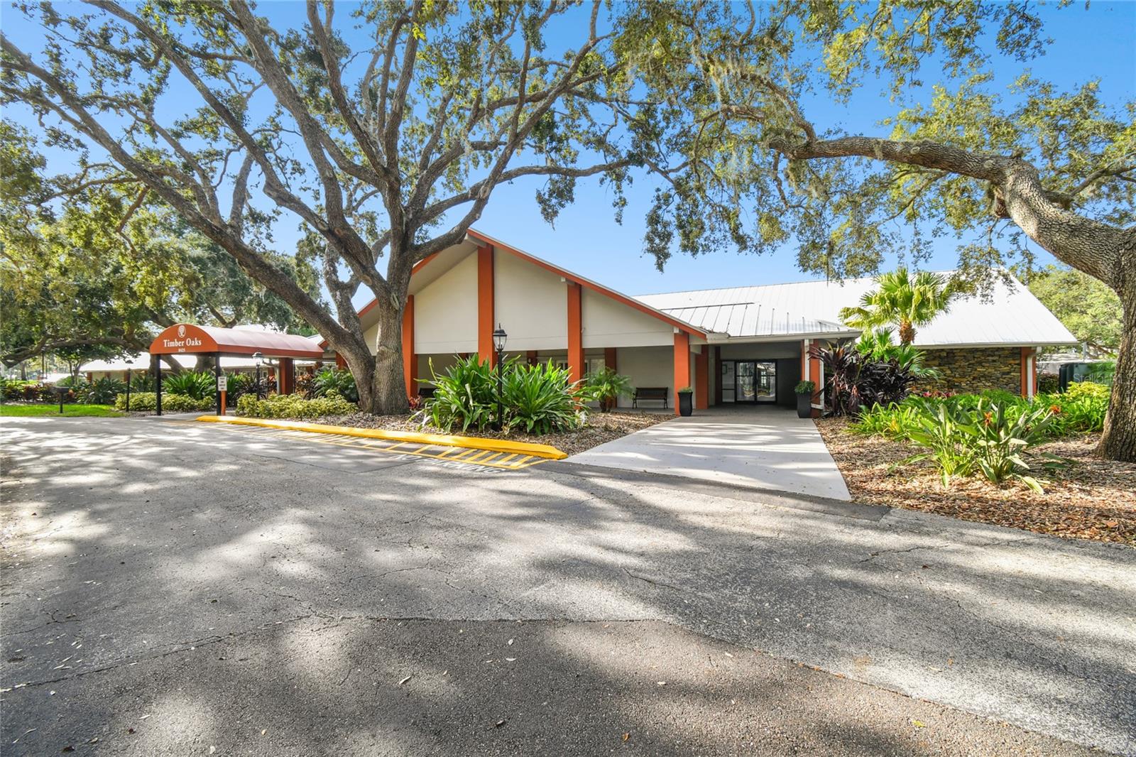 8220 SEVEN OAKS COURT, #5, Port Richey, FL 34668