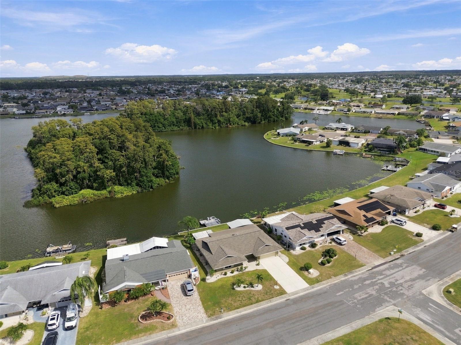 1615 BUNKER HILL DRIVE, Sun City Center, FL 33573