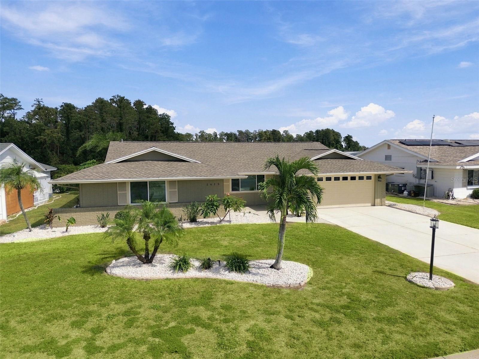 1615 BUNKER HILL DRIVE, Sun City Center, FL 33573