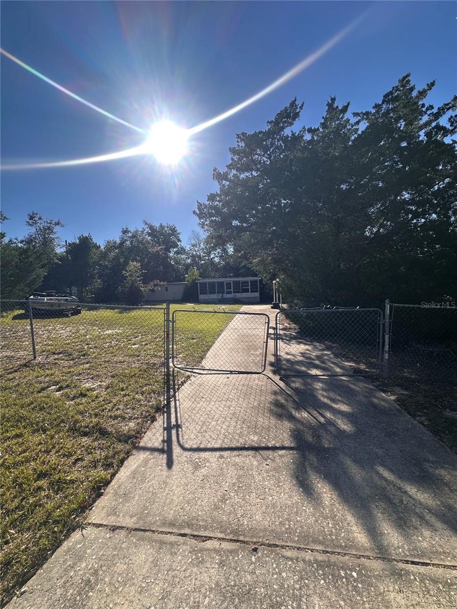 8323 EVERGREEN, Brooksville, FL 34613