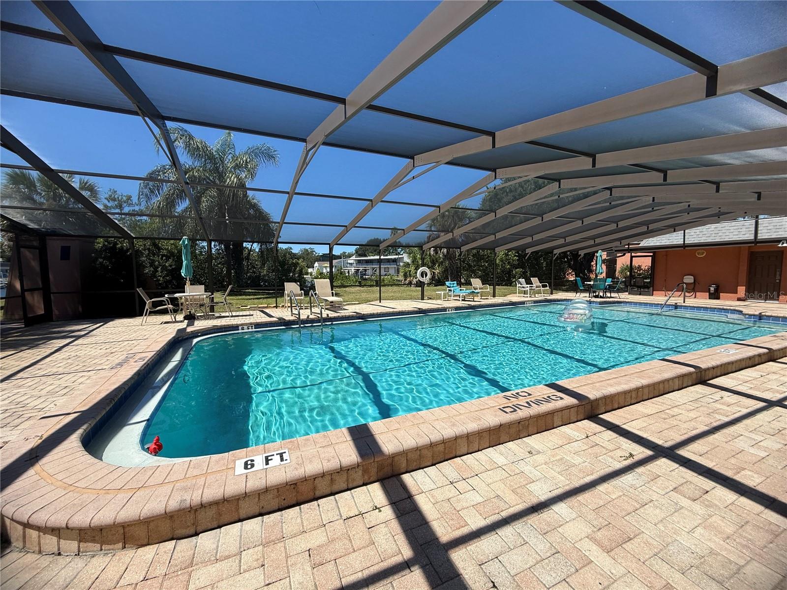 4805 ALT 19, #422, Palm Harbor, FL 34683