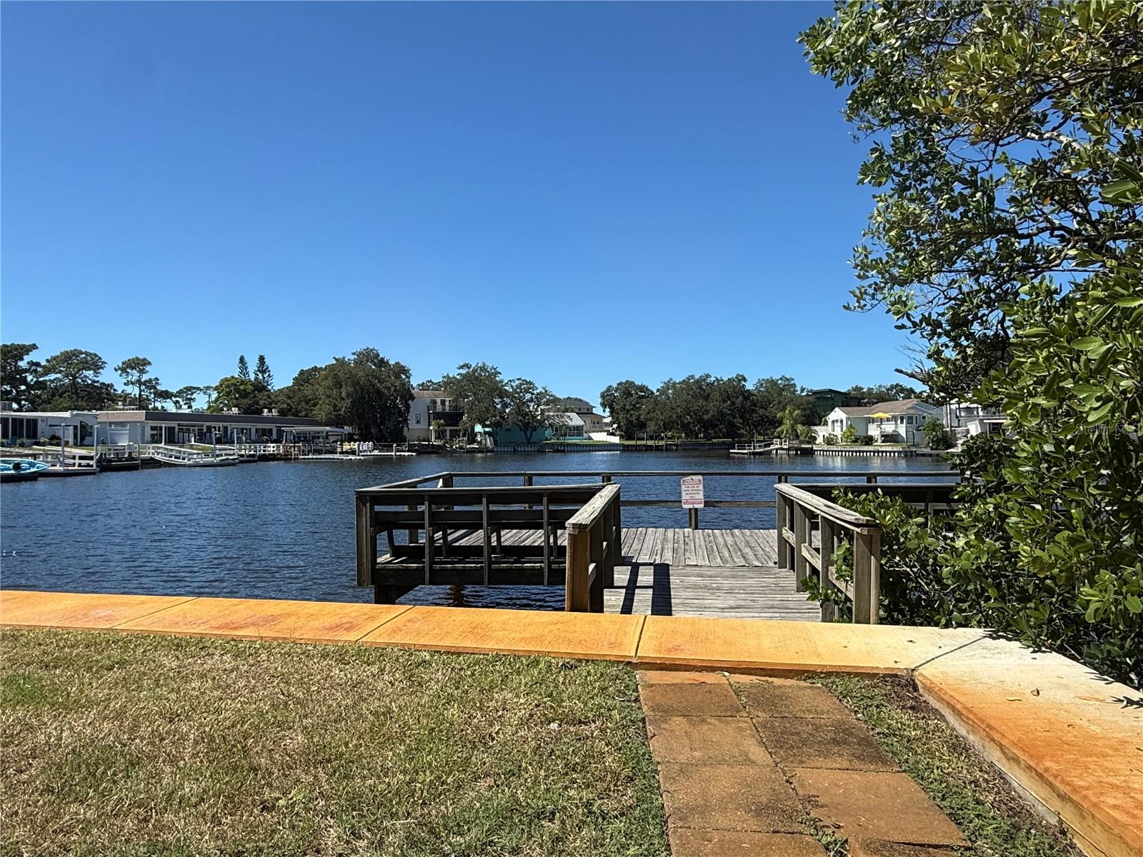 4805 ALT 19, #422, Palm Harbor, FL 34683
