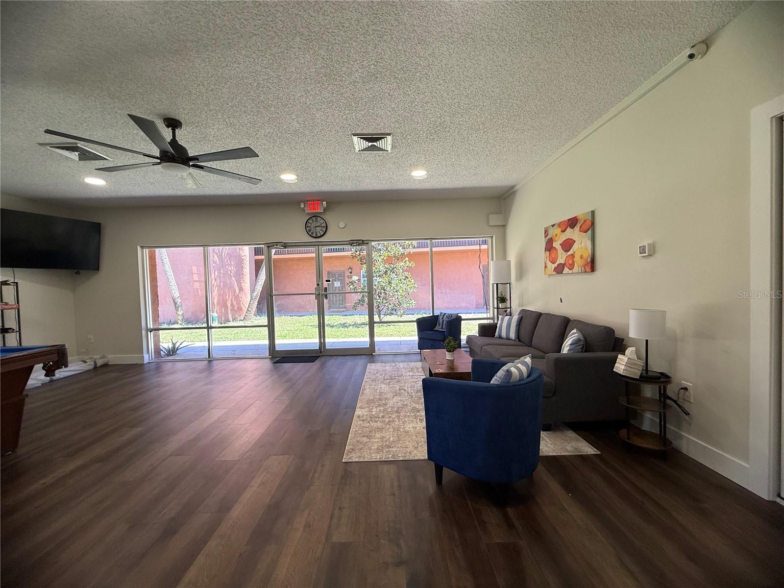 4805 ALT 19, #422, Palm Harbor, FL 34683