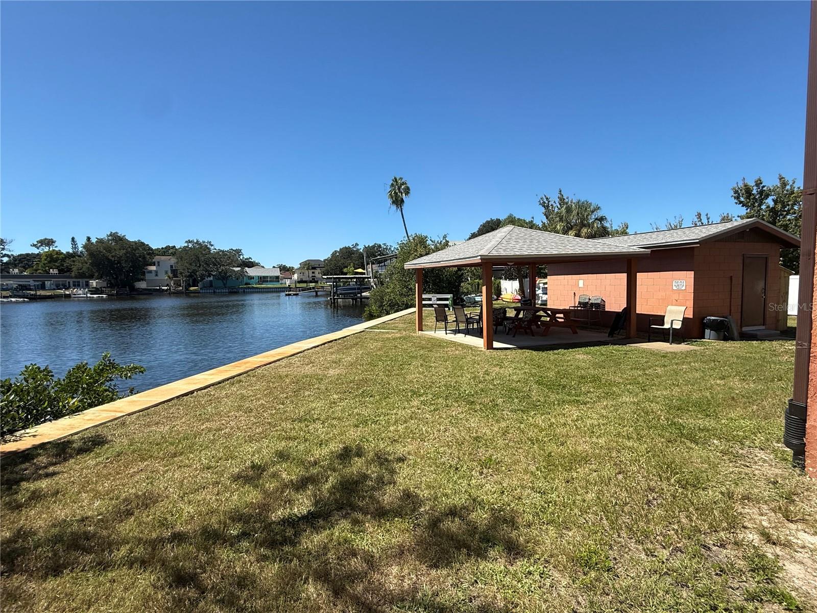 4805 ALT 19, #422, Palm Harbor, FL 34683