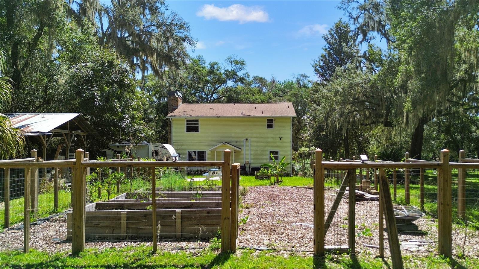 5225 GRIFFIN ROAD, Brooksville, FL 34601