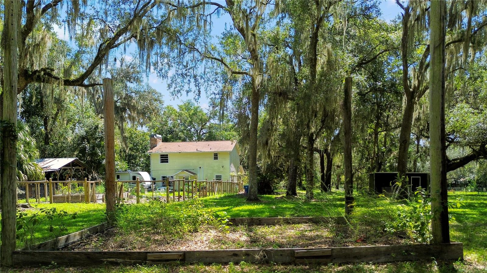 5225 GRIFFIN ROAD, Brooksville, FL 34601