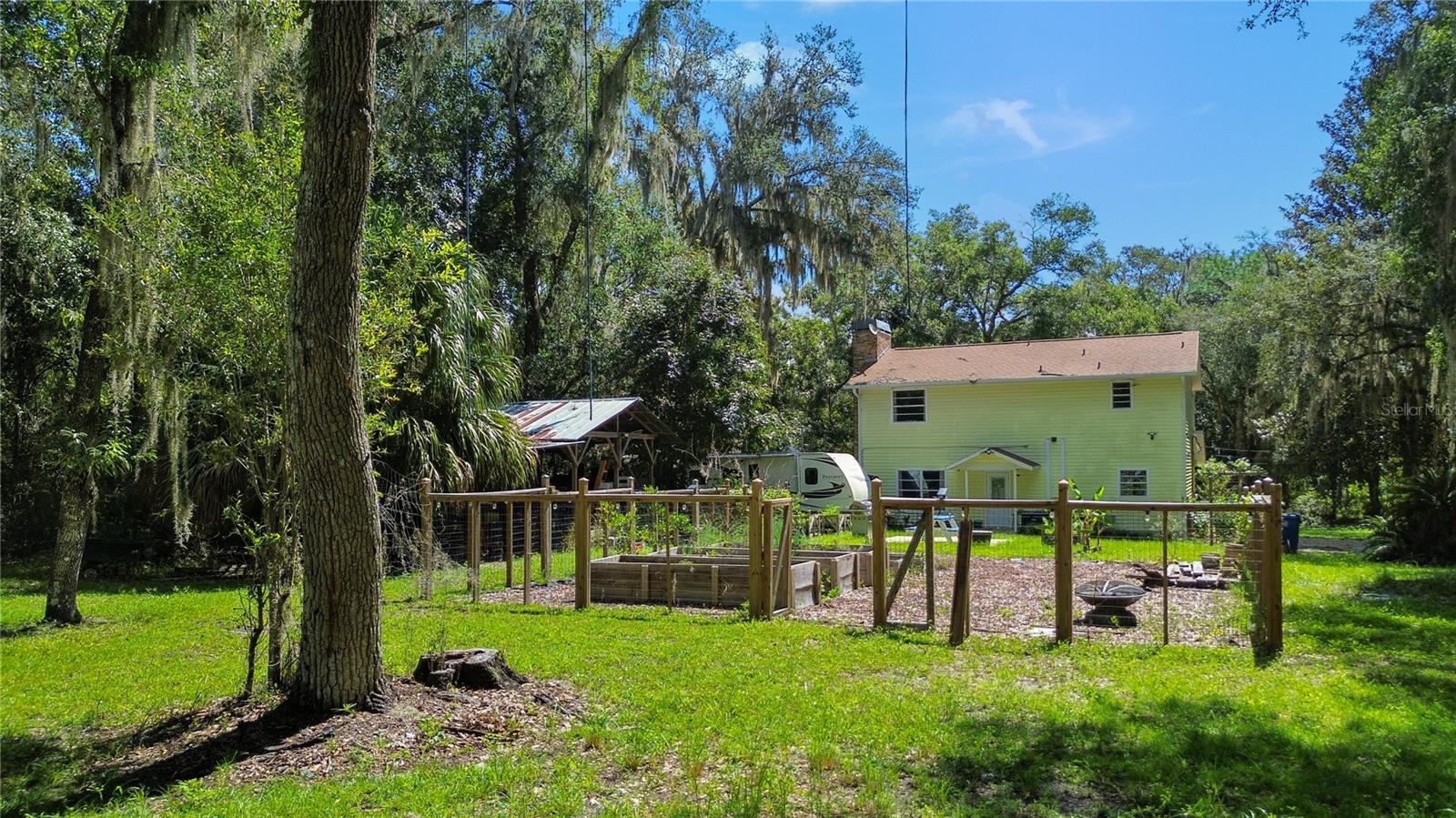 5225 GRIFFIN ROAD, Brooksville, FL 34601 5225 GRIFFIN ROAD, Brooksville, FL 34601
