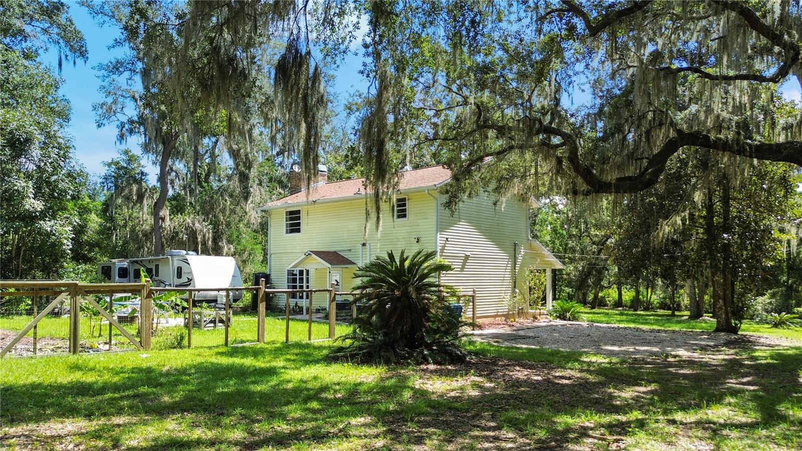 5225 GRIFFIN ROAD, Brooksville, FL 34601
