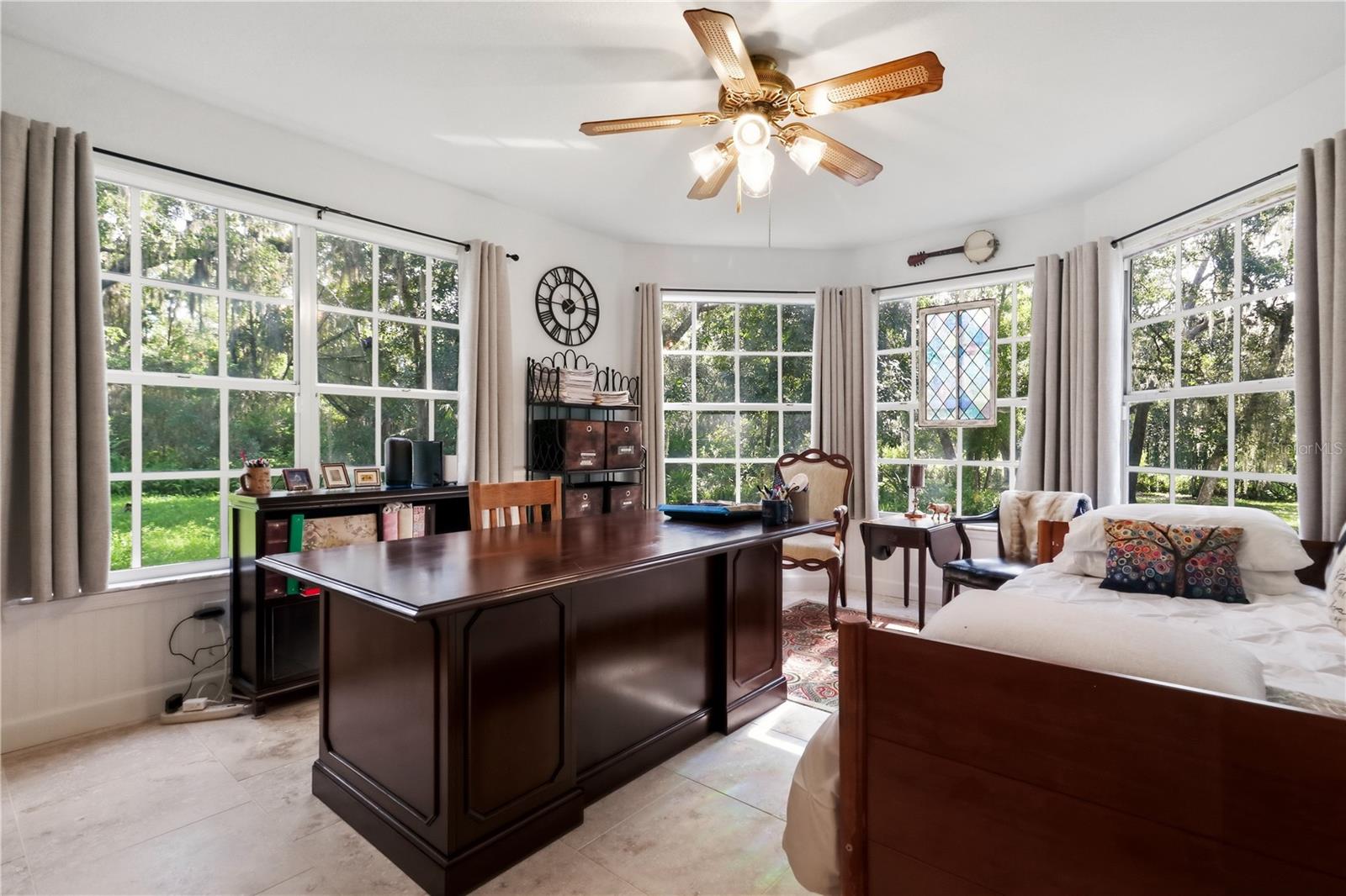 office/4th bedroom option