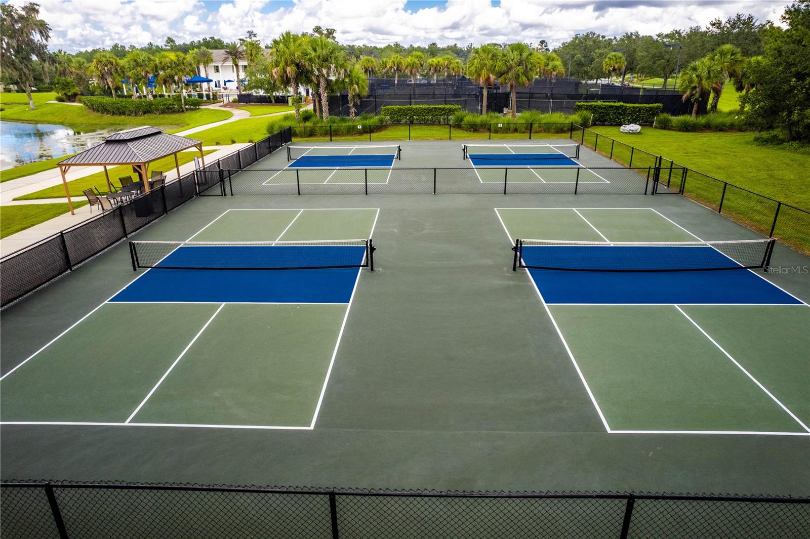 pickleball courts